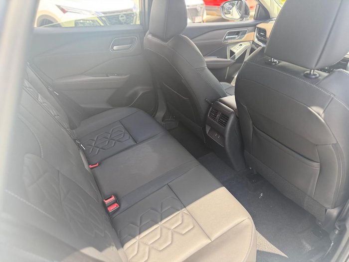 2025 Nissan QASHQAI Ti