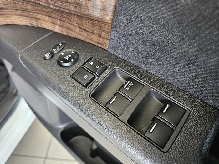 2020 Honda Odyssey VTi 5th Gen MY20 Platinum White