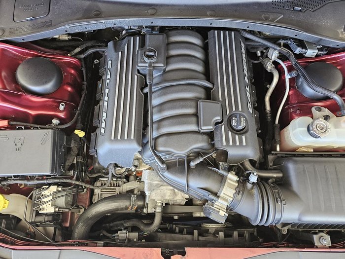 2021 Chrysler 300 SRT Core LX MY21 Velvet Red