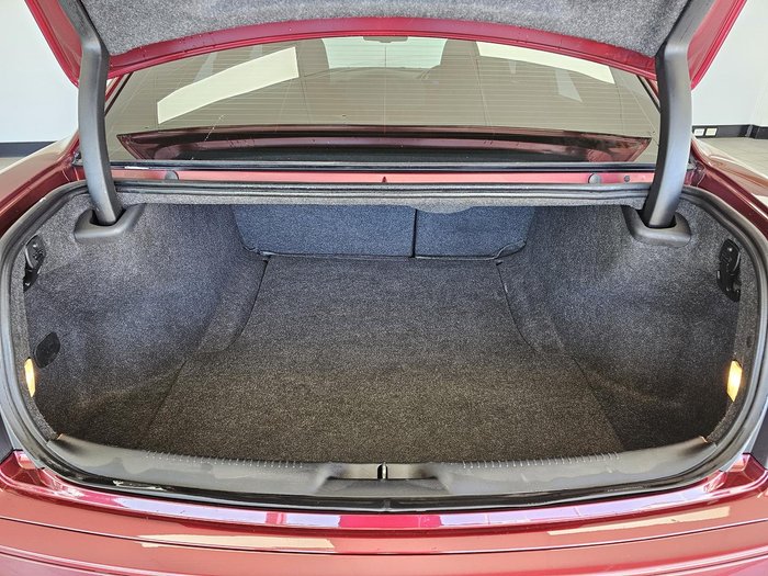 2021 Chrysler 300 SRT Core LX MY21 Velvet Red