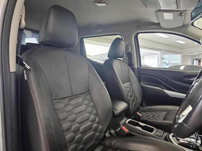 2022 Nissan Navara ST-X D23 MY21.5 4X4 Dual Range Brilliant Silver
