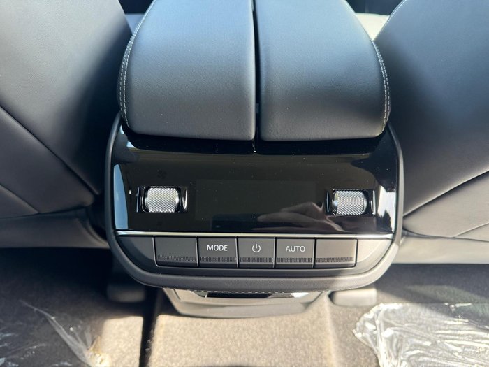 2025 LDV D90 Executive