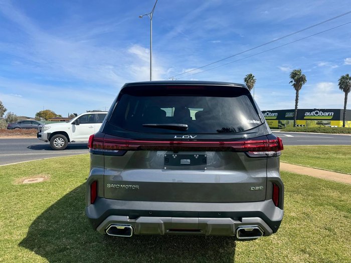 2025 LDV D90 Executive