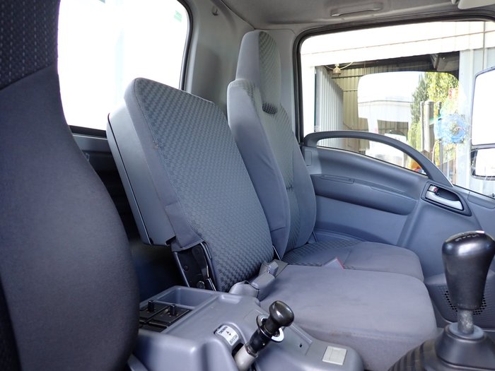 2018 ISUZU FRR 107-210