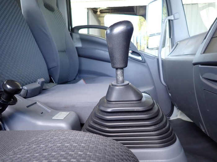 2018 ISUZU FRR 107-210