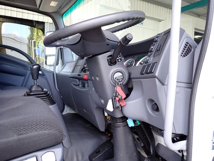 2018 ISUZU FRR 107-210