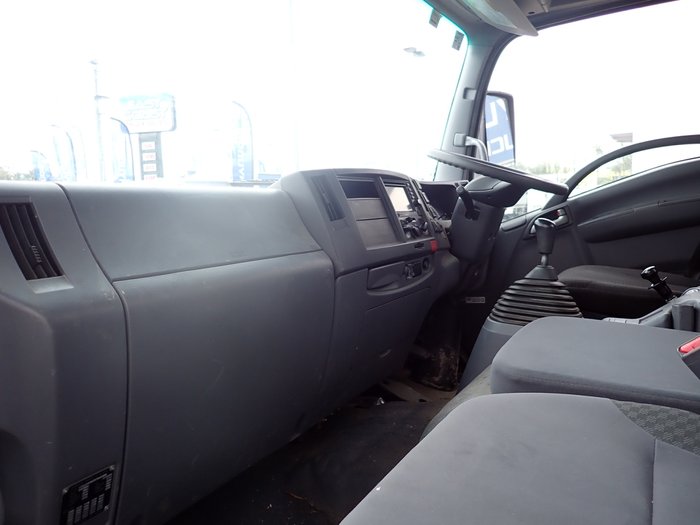 2018 ISUZU FRR 107-210