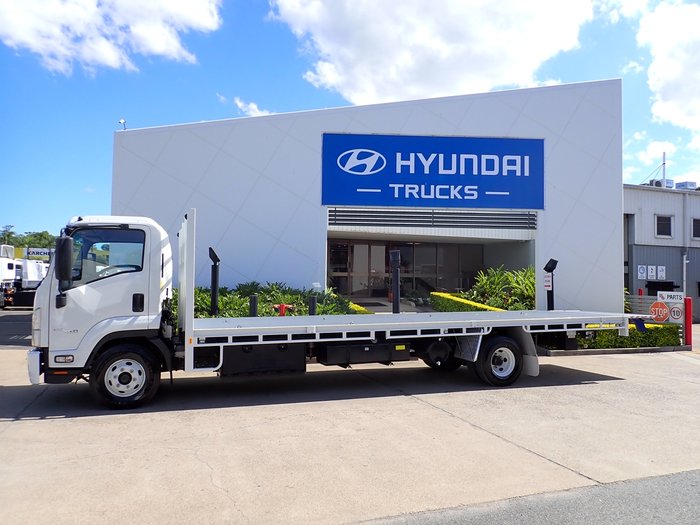 2018 ISUZU FRR 107-210