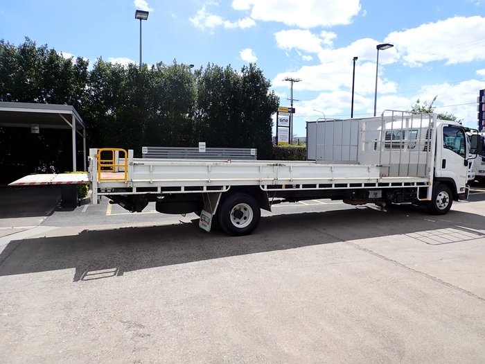 2018 ISUZU FRR 107-210