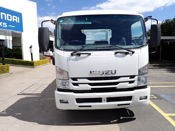 2018 ISUZU FRR 107-210