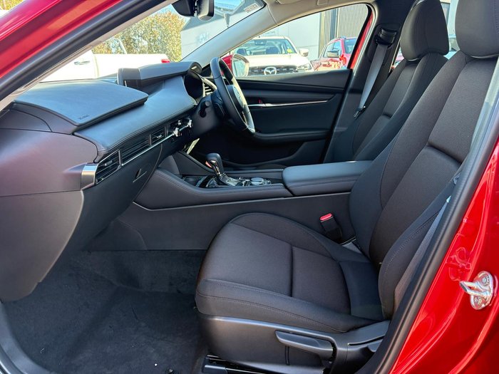 2025 Mazda 3 G20 Evolve