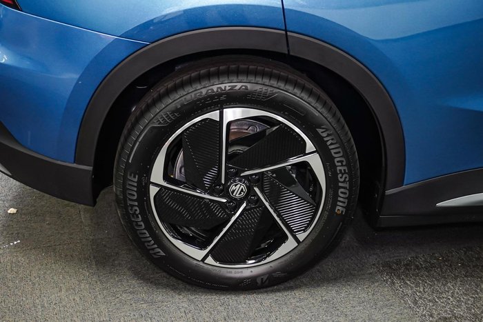 2025 MG MGS5 EV Essence 49