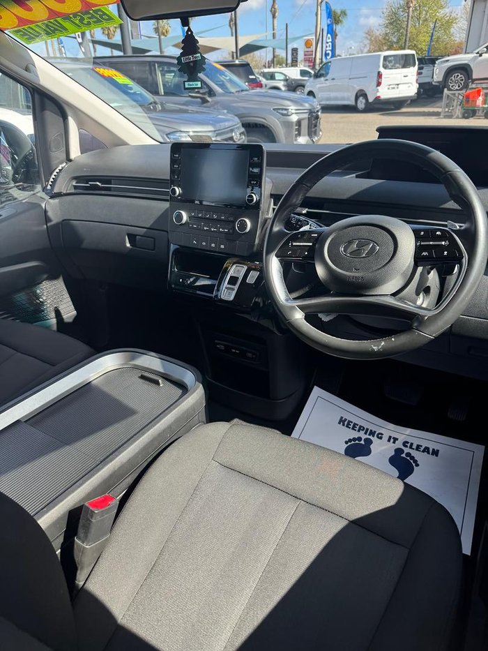2022 Hyundai STARIA