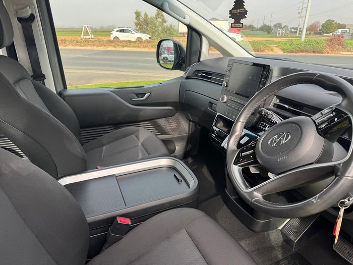 2022 Hyundai STARIA