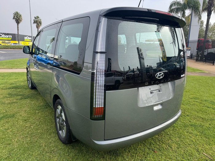 2022 Hyundai STARIA