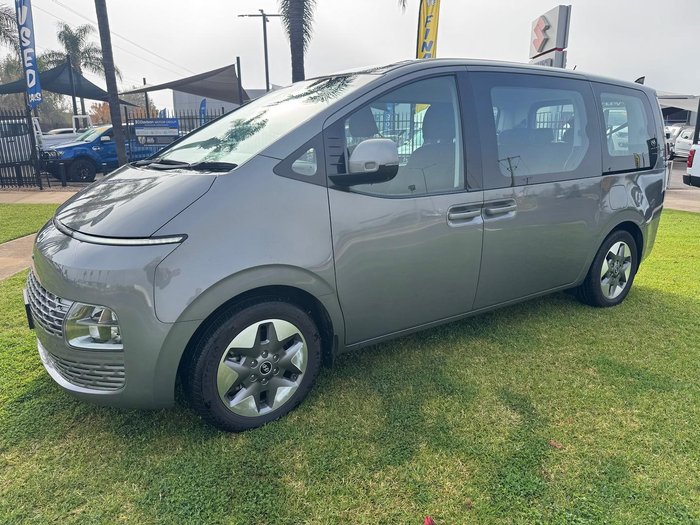 2022 Hyundai STARIA