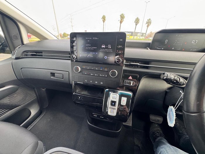 2022 Hyundai STARIA