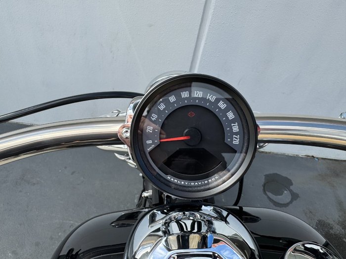 2025 Harley-davidson FXBR BREAKOUT (117) Vivid Black