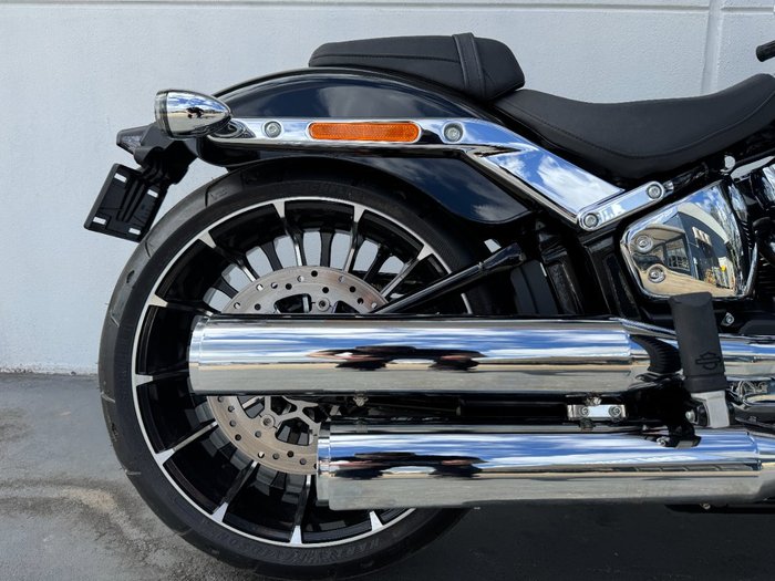 2025 Harley-davidson FXBR BREAKOUT (117) Vivid Black