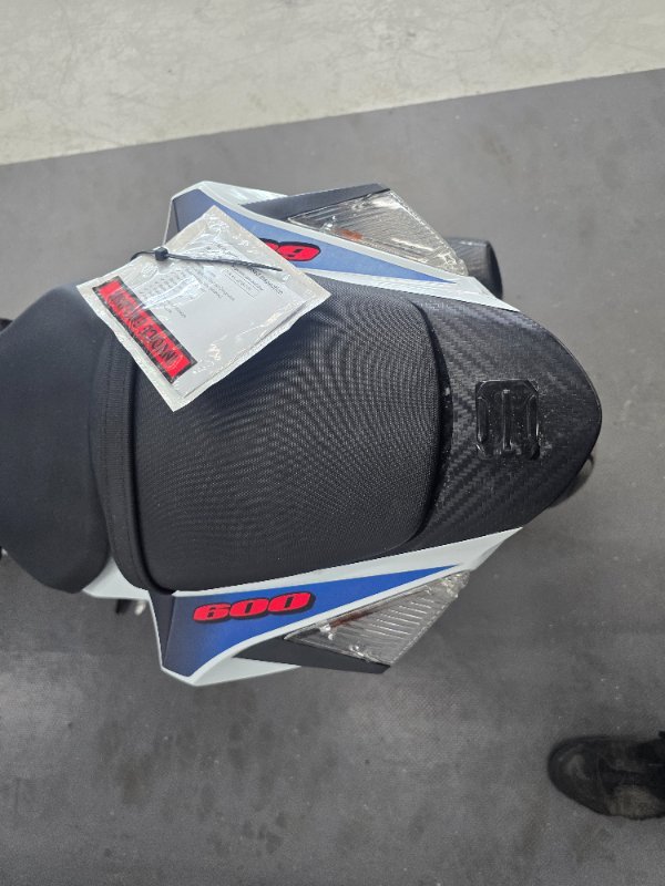 2011 Suzuki GSX-R600 Blue