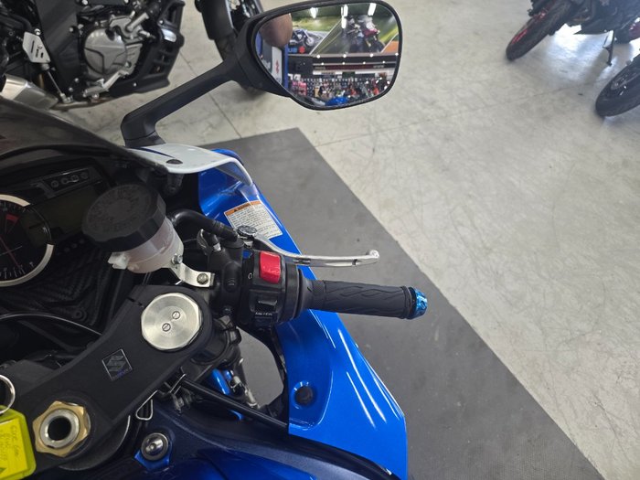2011 Suzuki GSX-R600 Blue