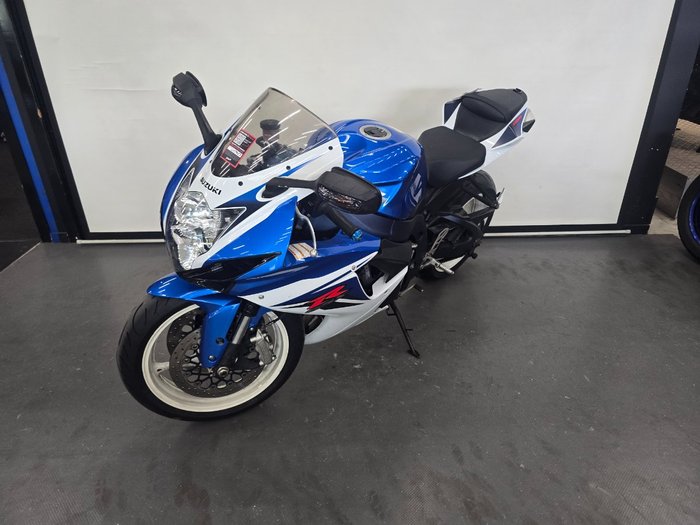 2011 Suzuki GSX-R600 Blue