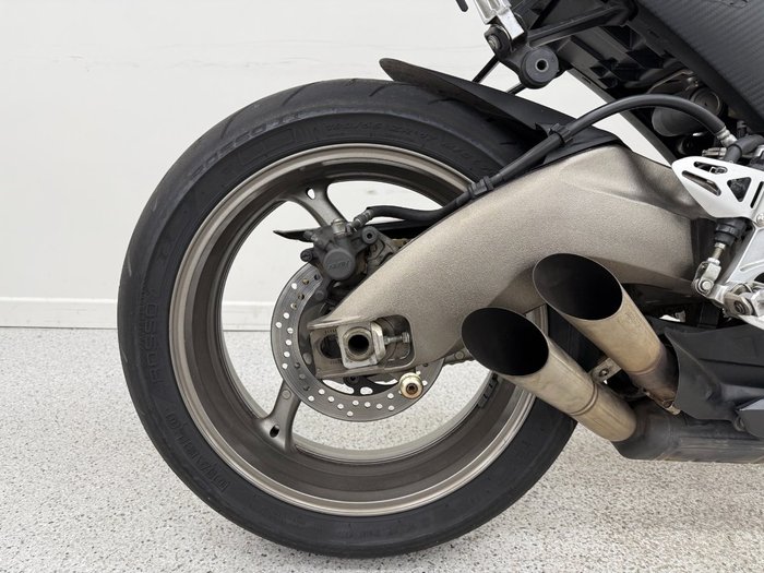 Suzuki 2011 SUZUKI 1000CC GSXR-1000L1 Black