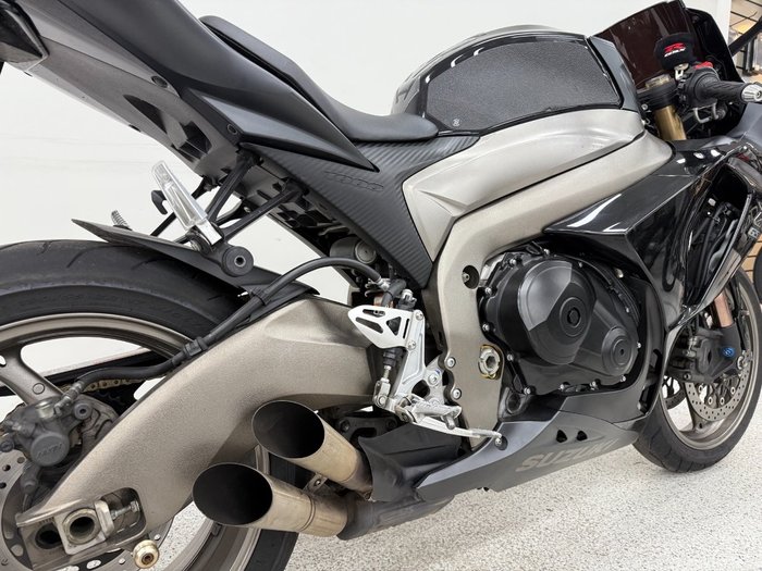 Suzuki 2011 SUZUKI 1000CC GSXR-1000L1 Black