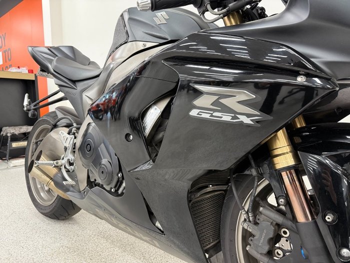 Suzuki 2011 SUZUKI 1000CC GSXR-1000L1 Black
