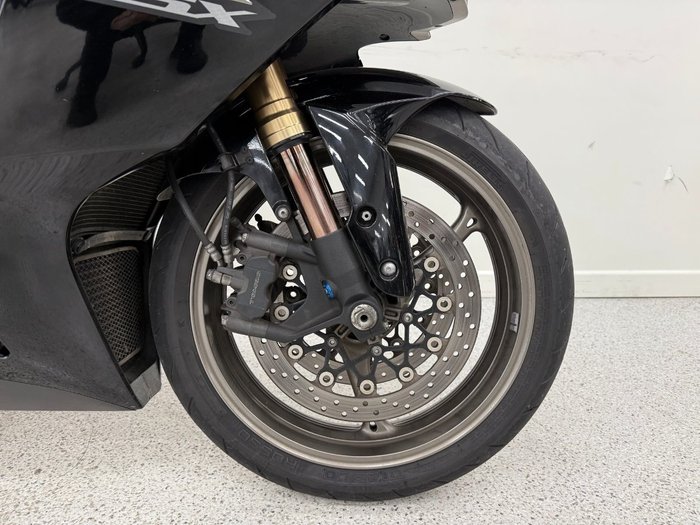 Suzuki 2011 SUZUKI 1000CC GSXR-1000L1 Black