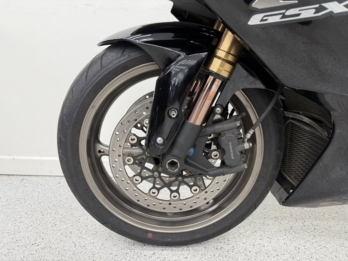 Suzuki 2011 SUZUKI 1000CC GSXR-1000L1 Black