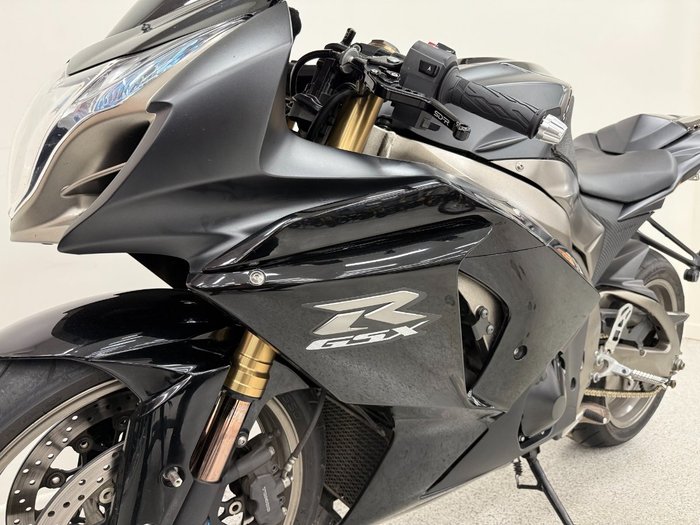 Suzuki 2011 SUZUKI 1000CC GSXR-1000L1 Black