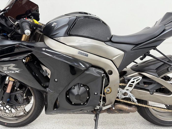 Suzuki 2011 SUZUKI 1000CC GSXR-1000L1 Black