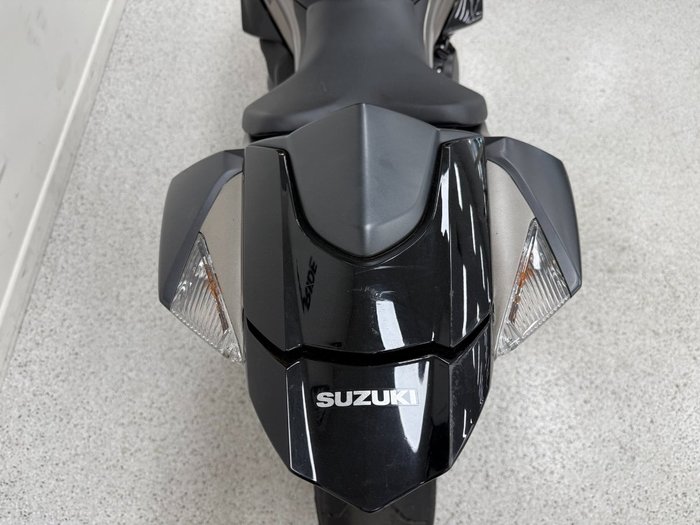 Suzuki 2011 SUZUKI 1000CC GSXR-1000L1 Black