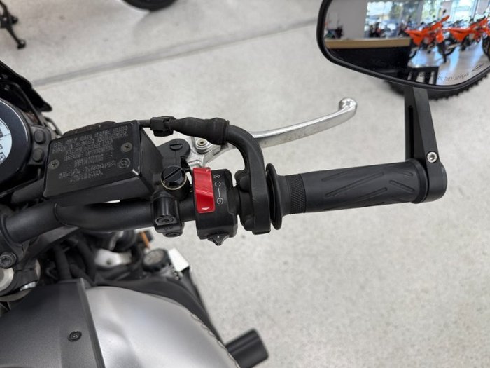2016 YAMAHA XSR700 grey
