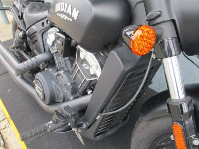 2021 INDIAN SCOUT BOBBER THUNDER BLACK Black
