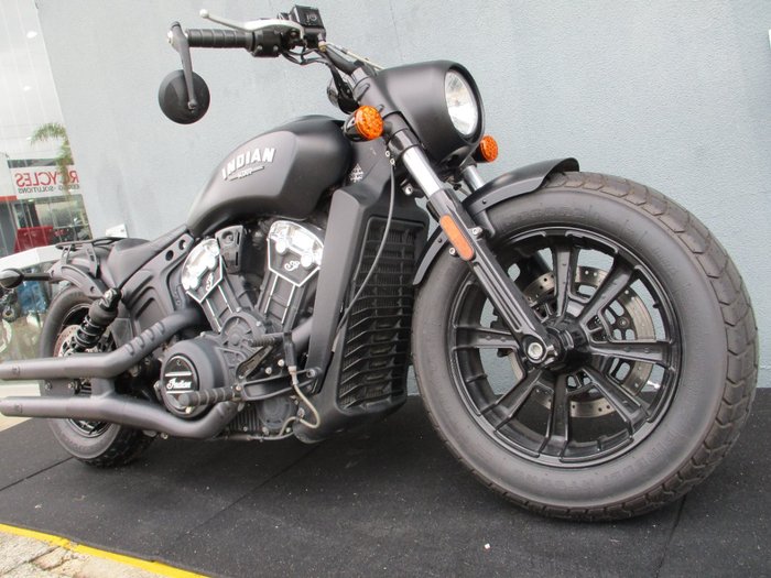 2021 INDIAN SCOUT BOBBER THUNDER BLACK Black