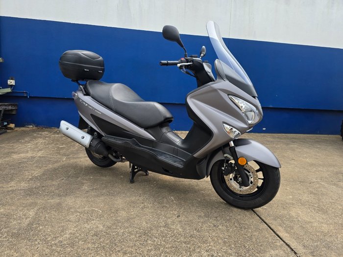 2018 Suzuki BURGMAN 200 Grey