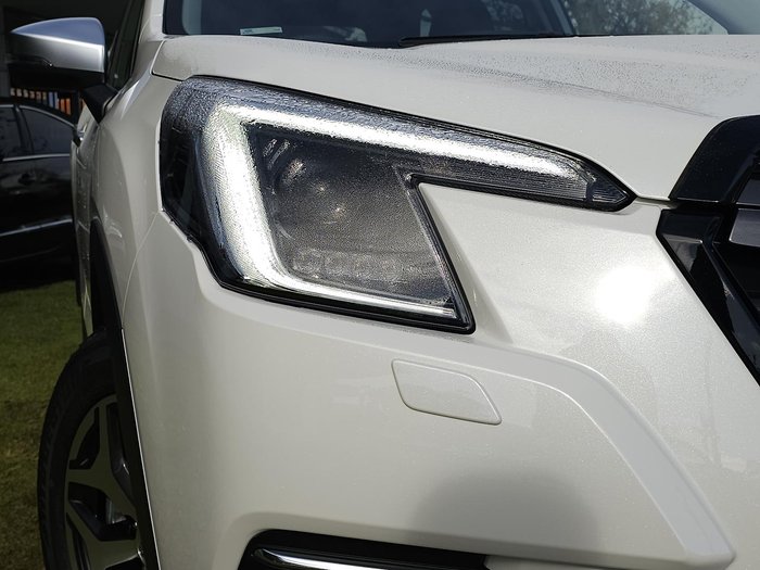 2025 Subaru Forester Hybrid L S5 MY24 AWD Crystal White