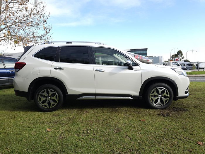 2025 Subaru Forester Hybrid L S5 MY24 AWD Crystal White