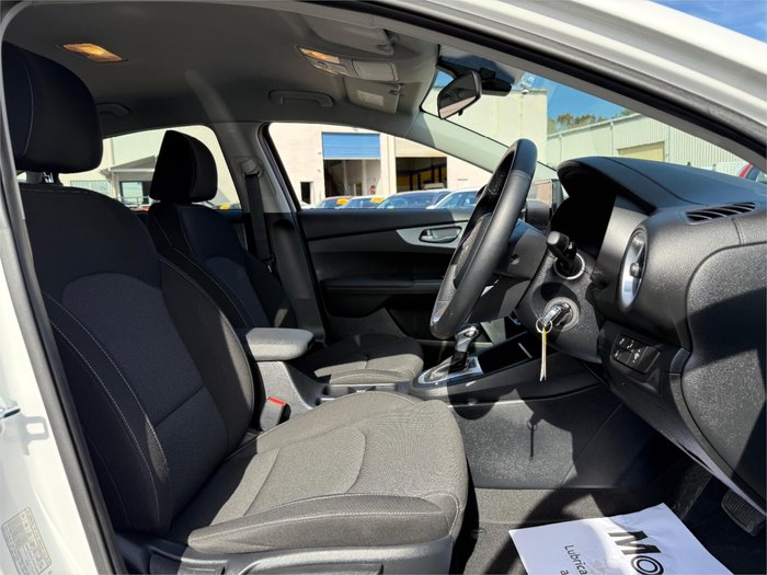 2024 KIA CERATO S
