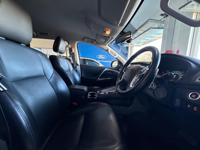 2022 Mitsubishi Pajero Sport Exceed