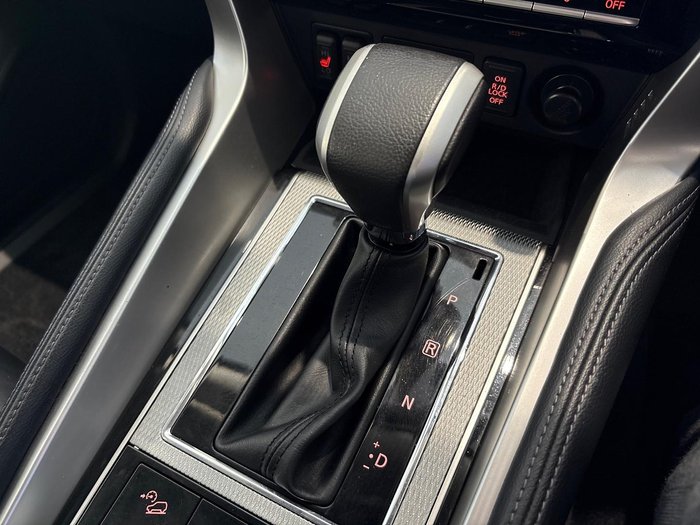 2022 Mitsubishi Pajero Sport Exceed