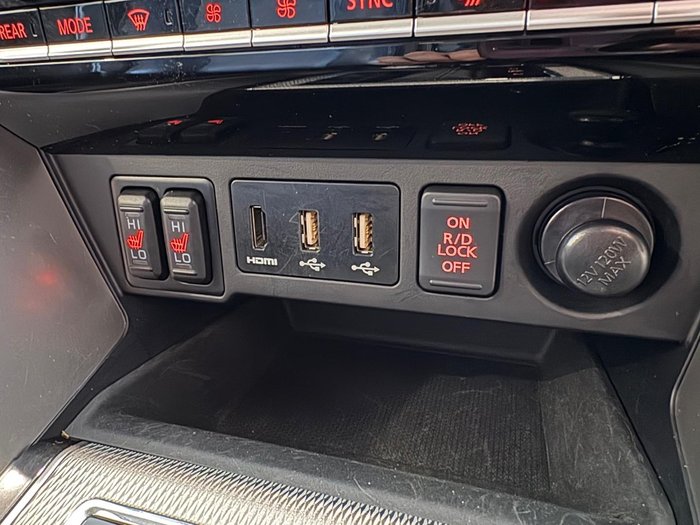 2022 Mitsubishi Pajero Sport Exceed