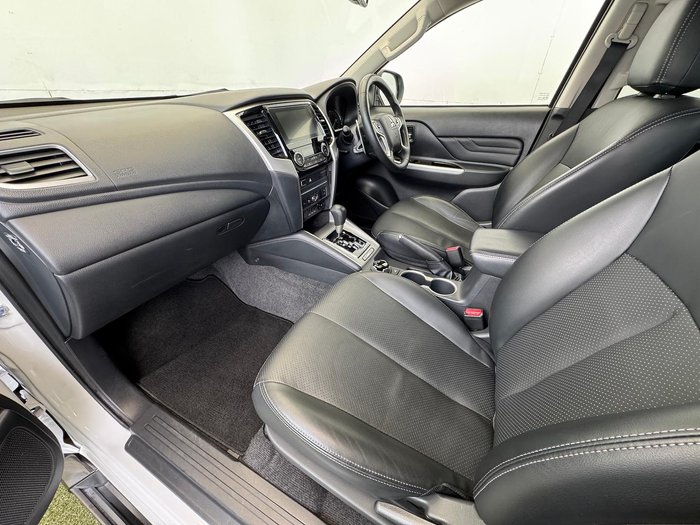 2023 Mitsubishi Triton Xtreme