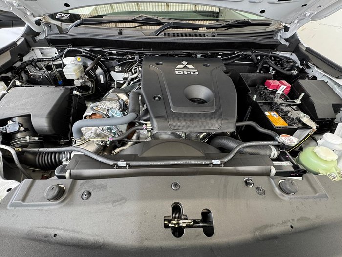 2023 Mitsubishi Triton Xtreme