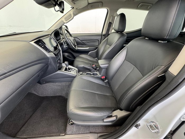 2023 Mitsubishi Triton Xtreme