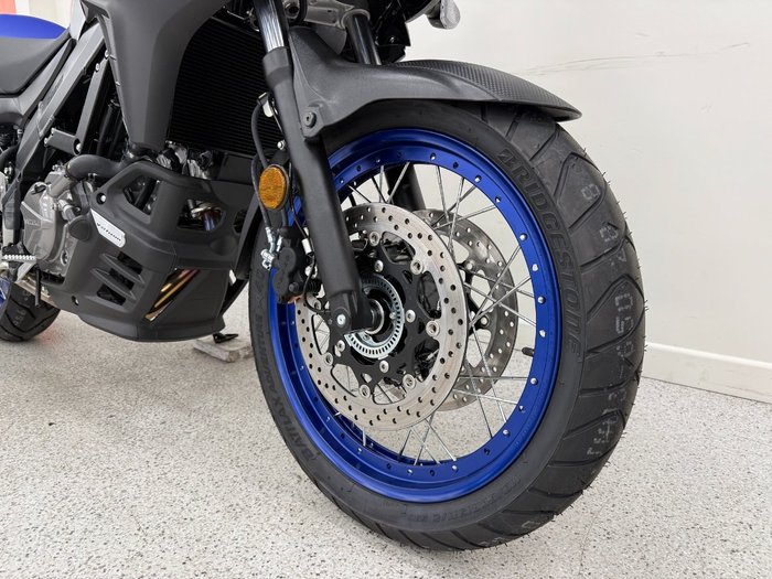 2025 Suzuki V-STROM 650XT (DL650XA) Blue
