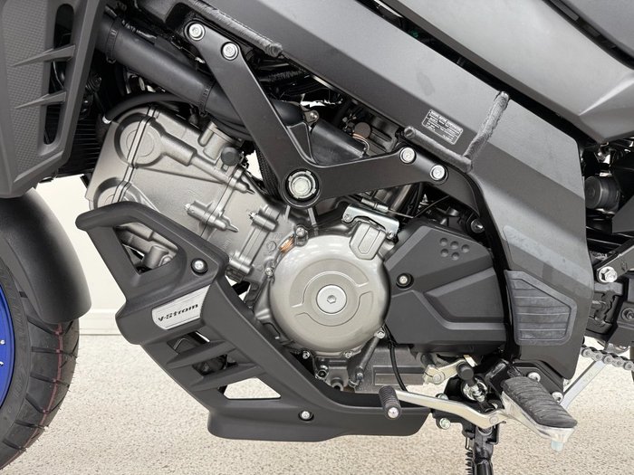 2025 Suzuki V-STROM 650XT (DL650XA) Blue
