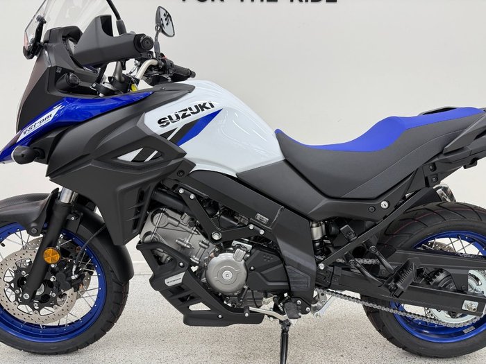 2025 Suzuki V-STROM 650XT (DL650XA) Blue